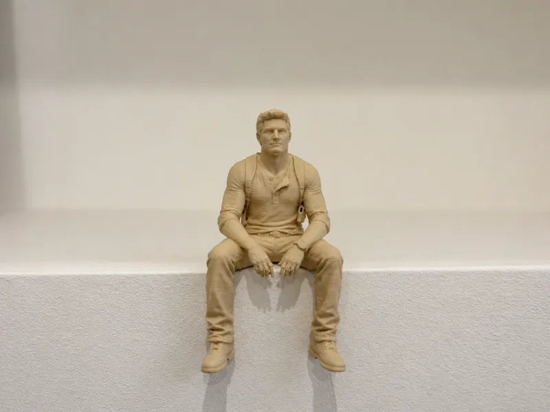079 Uncharted Nathan Drake Sitting on Ledge Shelf
