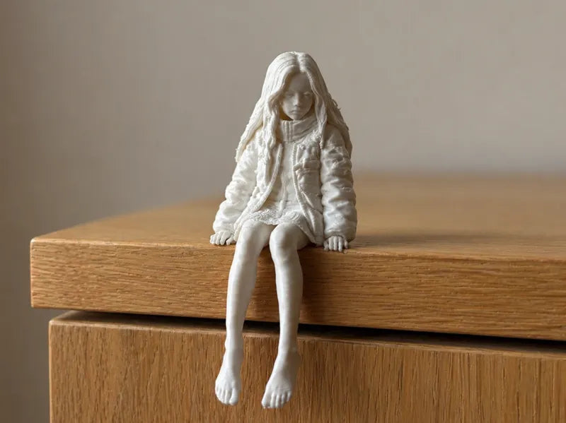 Pragmata Diana Shelf Sitting Figure