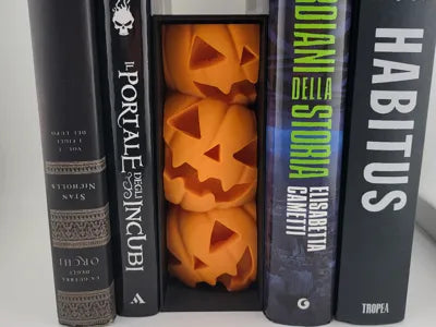 Halloween Pumpkin Book Nook Spooky Bookshelf