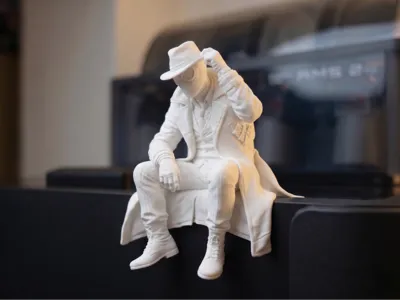 021 Spider-Man Noir - Chillin on a Ledge