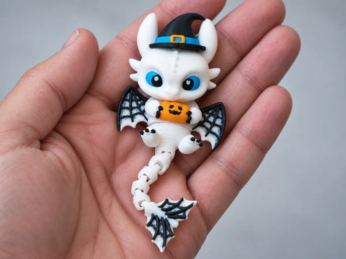 02 Halloween Light Fury Dragon Keychain