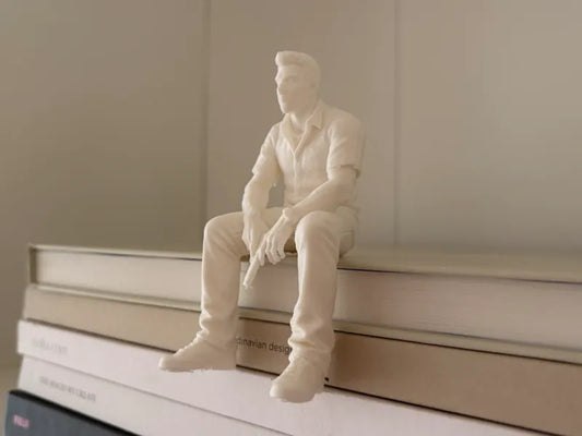 051 Tommy Vercetti Sitting Shelf Figure GTA Vice City