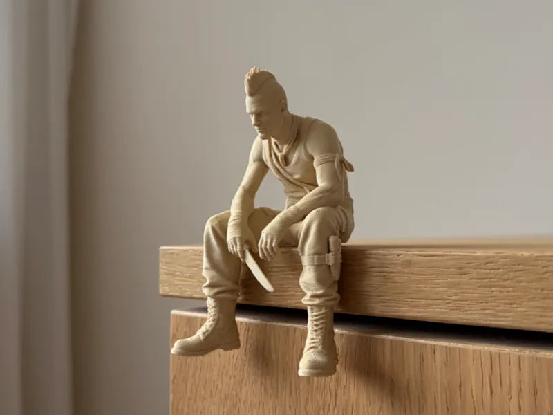 068 Vaas Sitting on Shelf Figure  Far Cry 3 Miniature