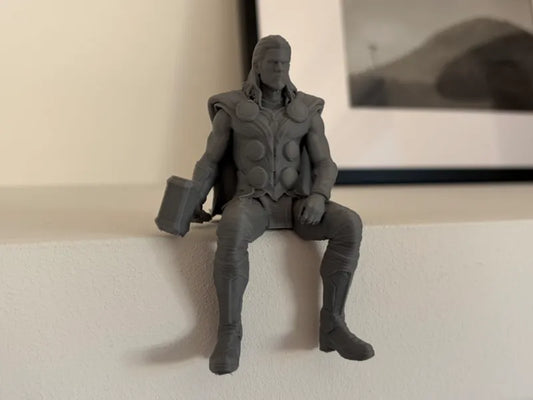 084 Thor Sitting on Ledge Figure Marvel