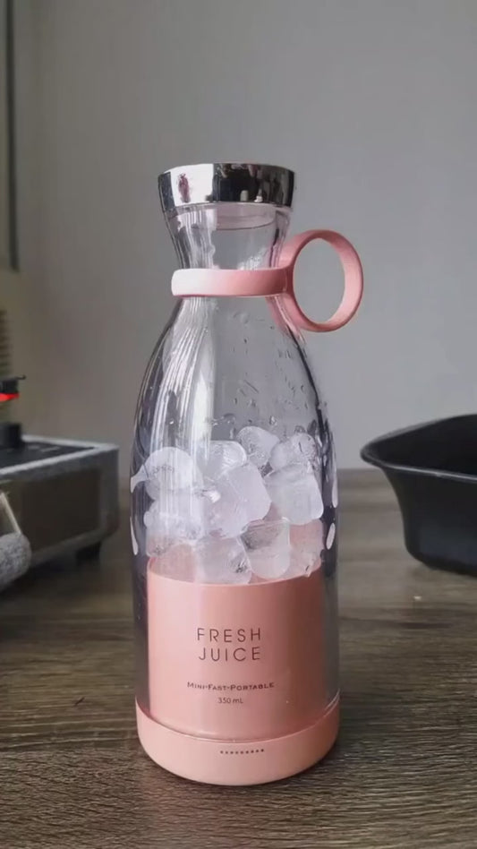 PORTABLE JUICER BLENDER - USB Rechargeable